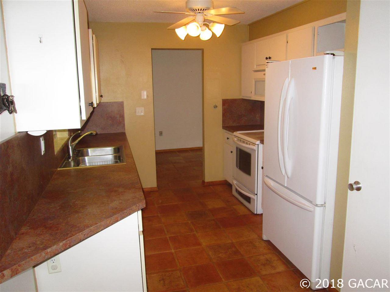 4831 Southwest 19th Way Gainesville, FL 32608 - Photo 5 of 30 Kitchen