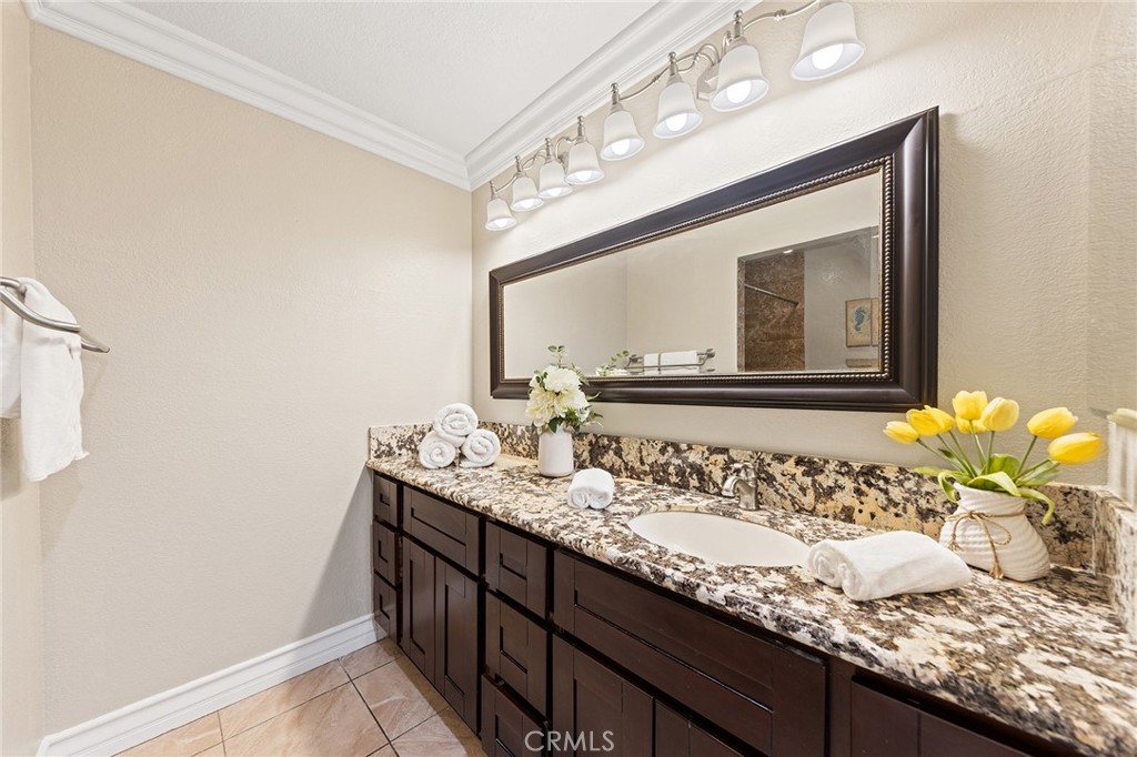 555 Canyon Hill Road San Dimas, CA 91773 - Photo 20 of 36