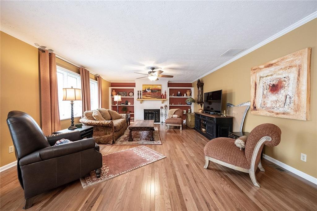 12591 Brompton Road Carmel, IN 46033 - Photo 12 of 28 Gallery Image 12