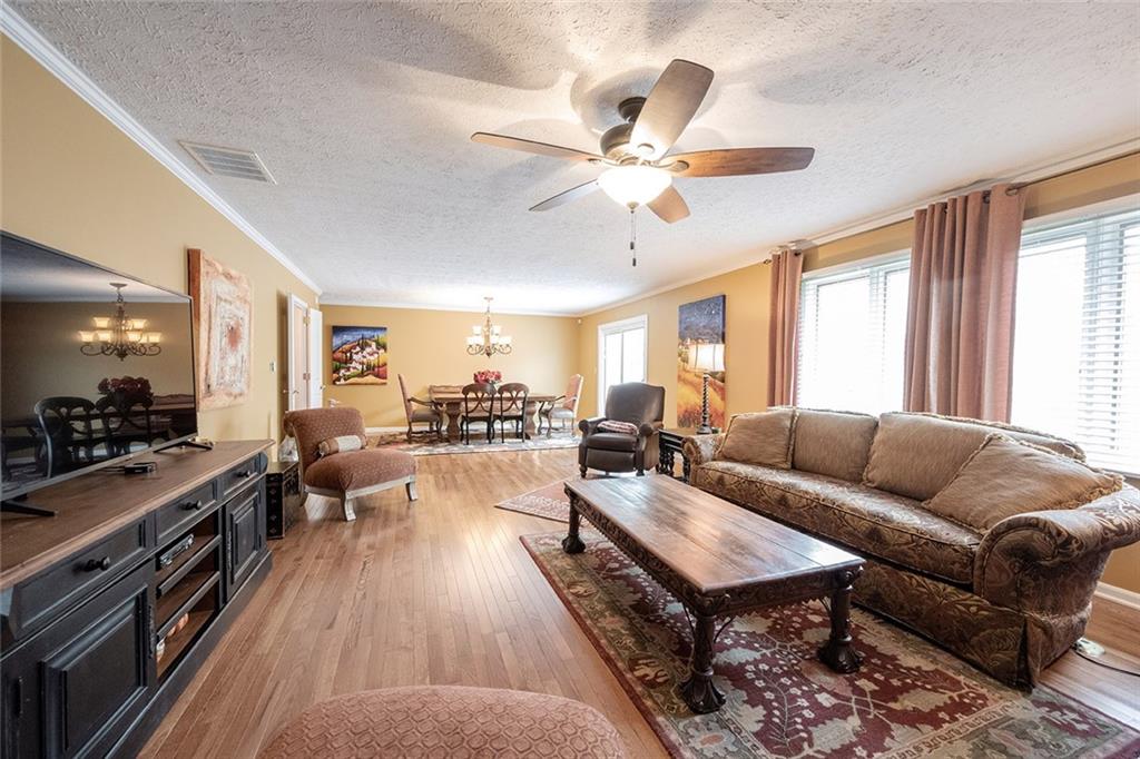 12591 Brompton Road Carmel, IN 46033 - Photo 14 of 28 Gallery Image 14