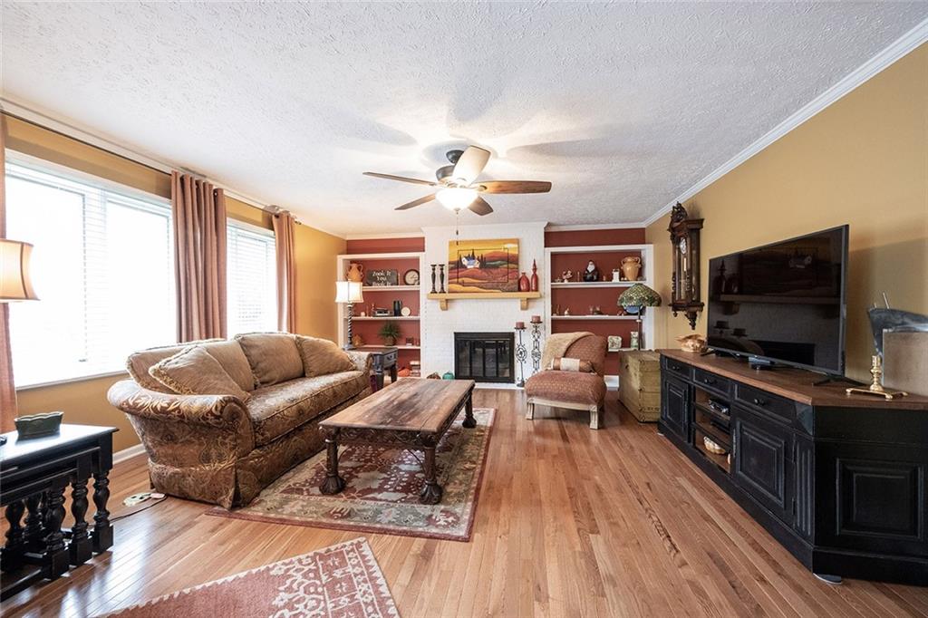 12591 Brompton Road Carmel, IN 46033 - Photo 15 of 28 Gallery Image 15