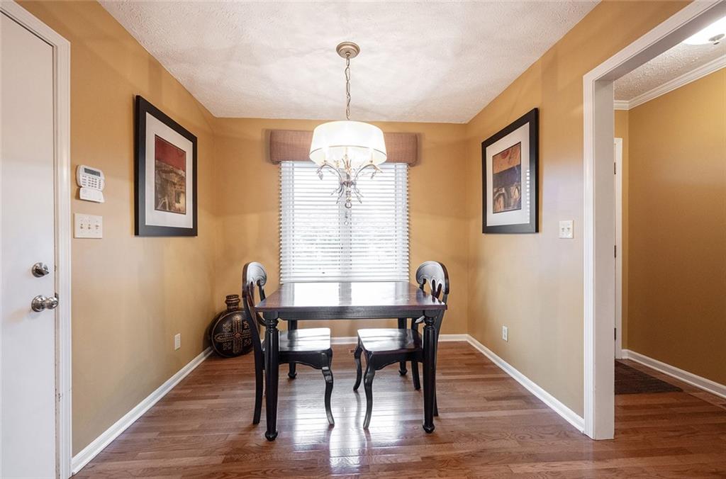 12591 Brompton Road Carmel, IN 46033 - Photo 7 of 28 Gallery Image 7