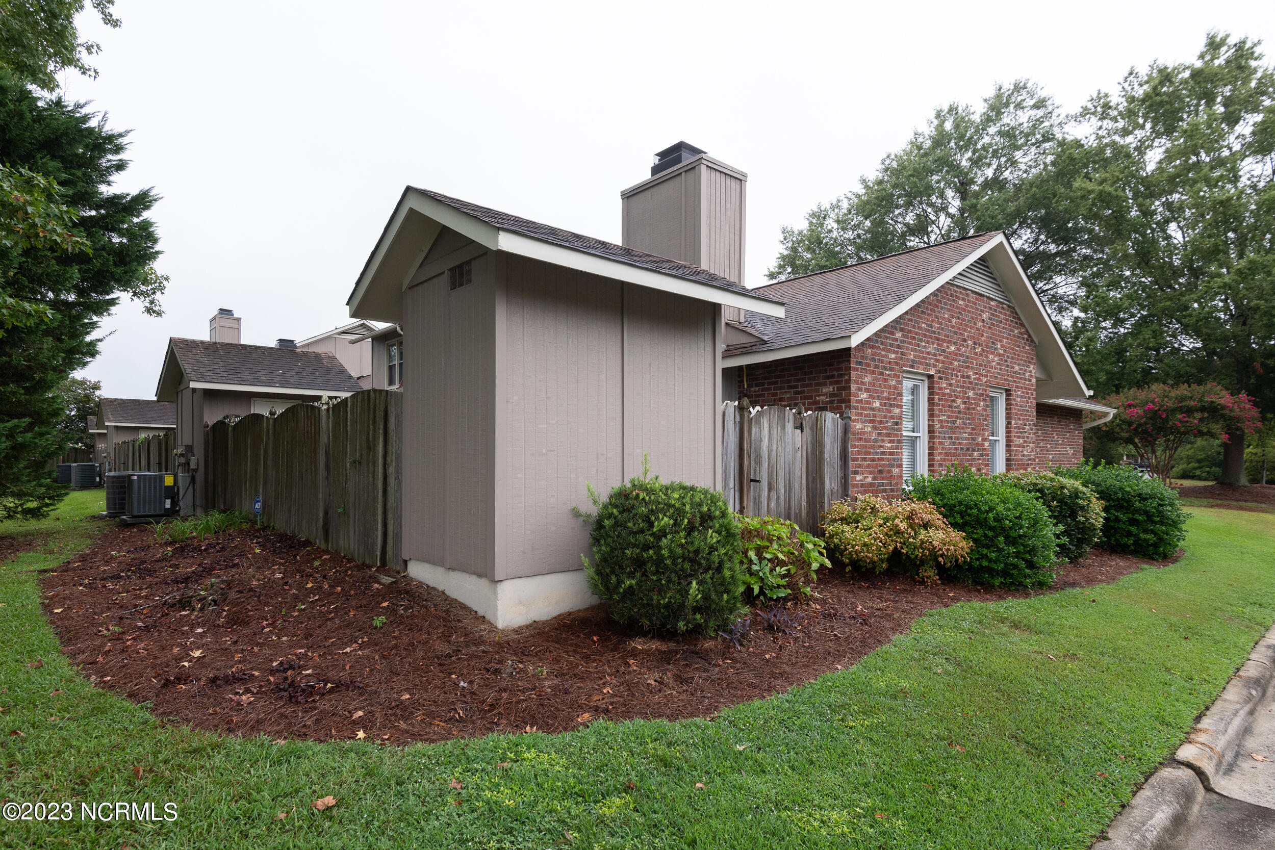 2081 Quail Ridge Road, Unit A Greenville, NC 27858 - Photo 4 of 36 2081-A_Quail_Ridge-4