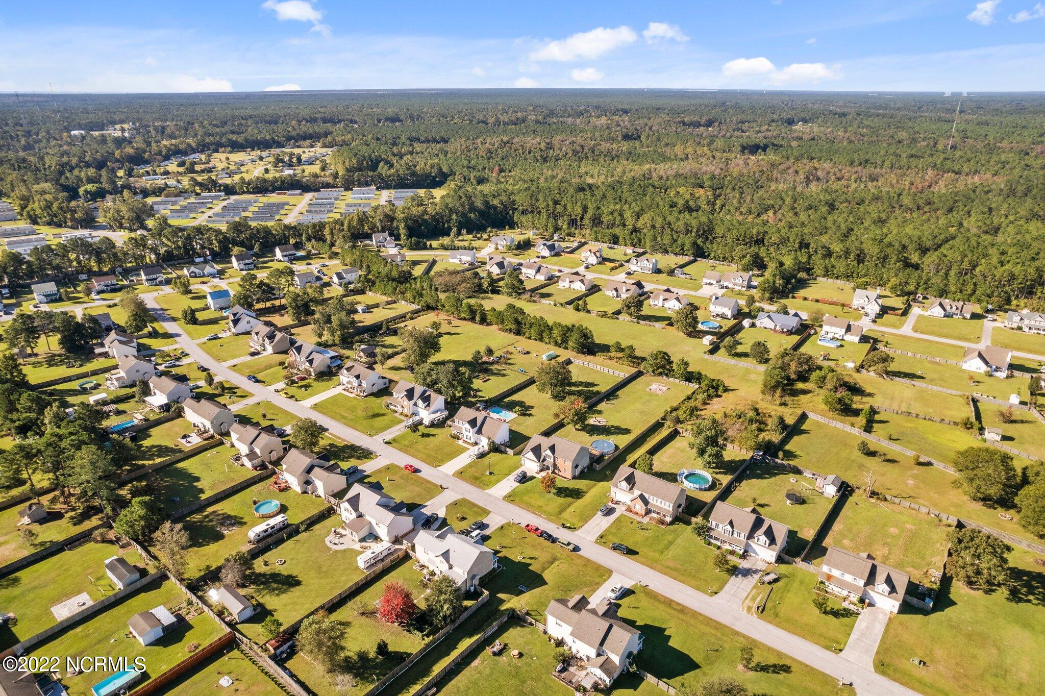 215 Target Lane Hubert, NC 28539 - Photo 11 of 59 4-web-or-mls-DJI_0911