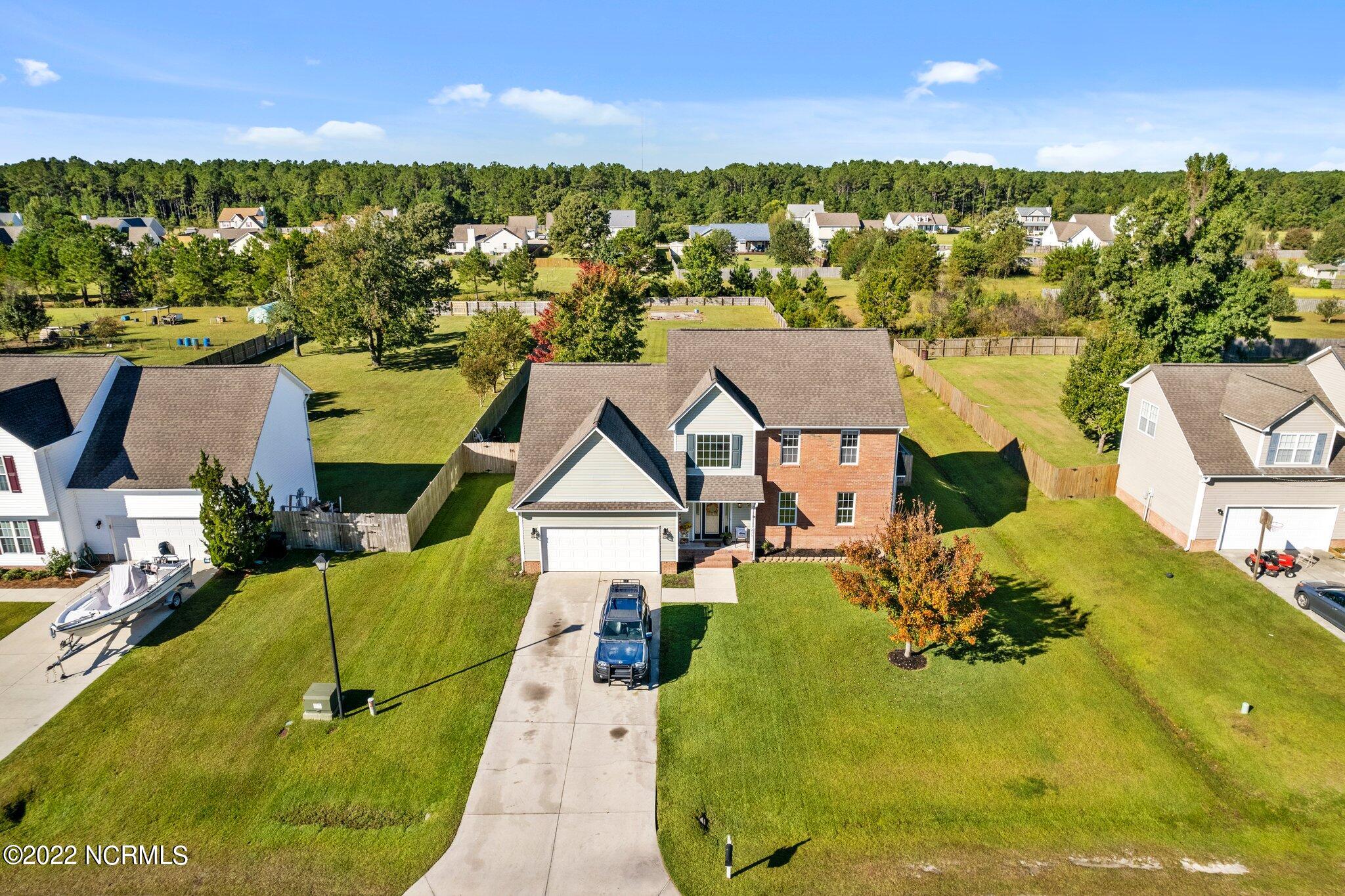 215 Target Lane Hubert, NC 28539 - Photo 8 of 59 1-web-or-mls-DJI_0905