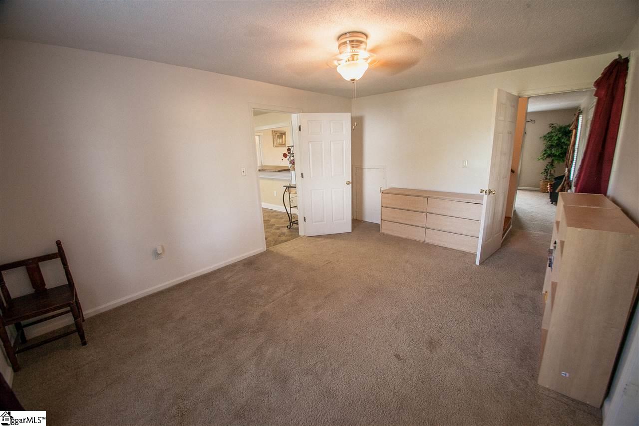 1309 Shiloh Church Road Piedmont, SC 29673 - Photo 12 of 23 Gallery Image 12