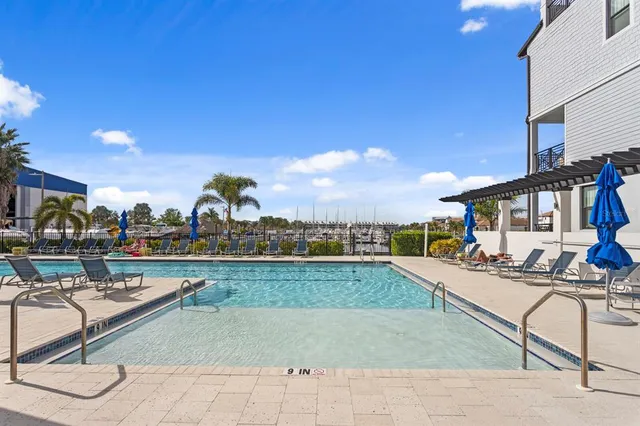 $1,275,000 | 3036 Christophers Watch Lane, Ruskin, FL 33570