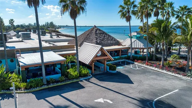 $1,275,000 | 3036 Christophers Watch Lane, Ruskin, FL 33570