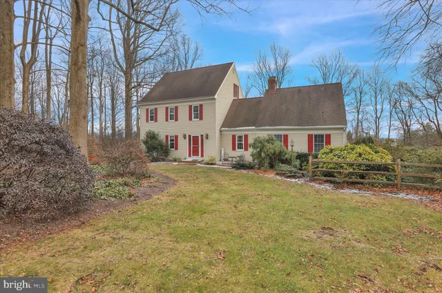 $529,900 | 24 Chinkapin Drive, Fleetwood, PA 19522