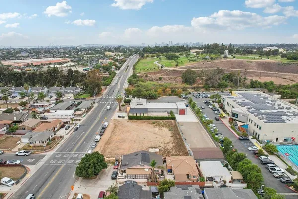 $1,900,000 | 4560 Imperial Avenue, San Diego, CA 92113