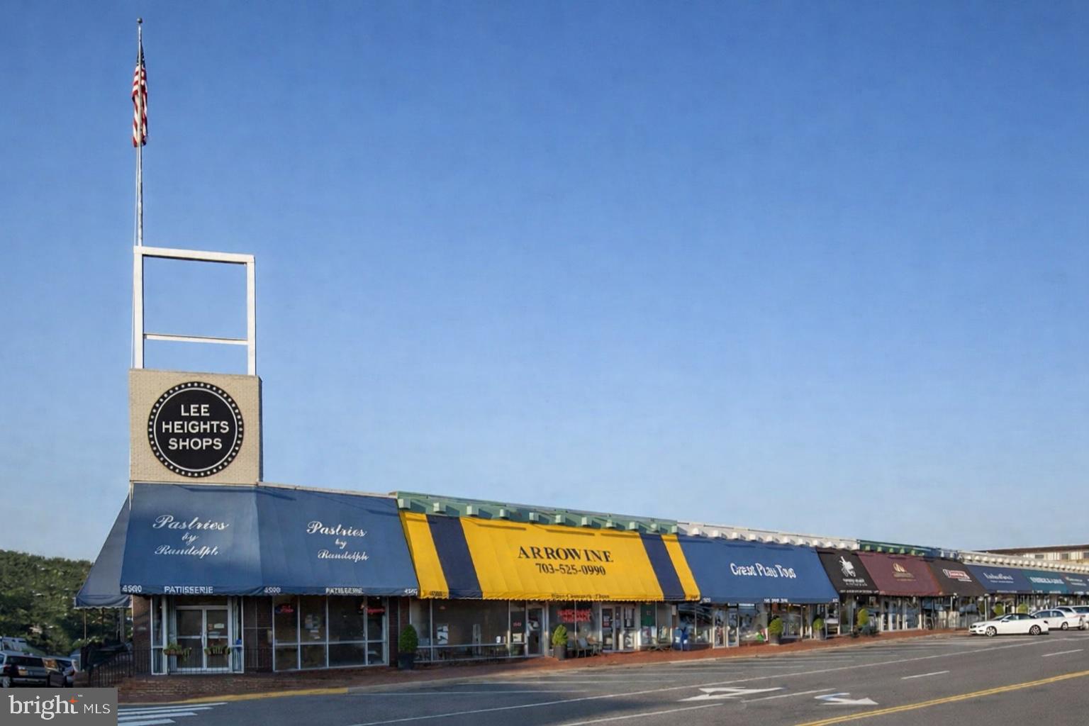 4401 Cherry Hill Road, Unit 67 Arlington, VA 22207 - Photo 1 of 23 a view of a city from a building