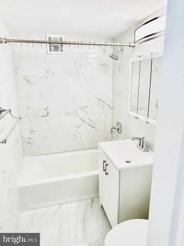 $345,000 | 4401 Cherry Hill Road, Unit 67, Arlington, VA 22207