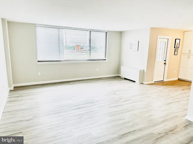 $345,000 | 4401 Cherry Hill Road, Unit 67, Arlington, VA 22207