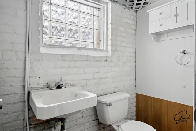 $99,900 | 14466 Chelsea Avenue, Detroit, MI 48213