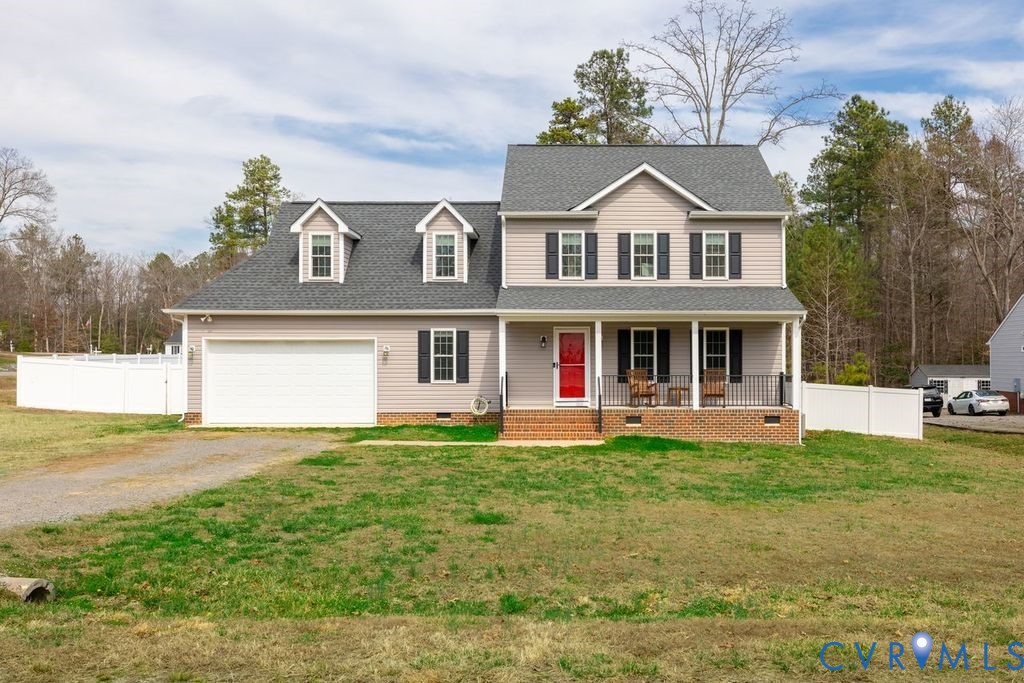 241 Pleasant View Drive Aylett, VA 23009 - Photo 1 of 36 a view of a yard in front of the house