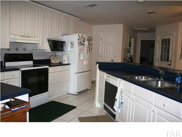 3400 Schifko Road Cantonment, FL 32533 - Photo 9 of 24 Spacious Kitchen.