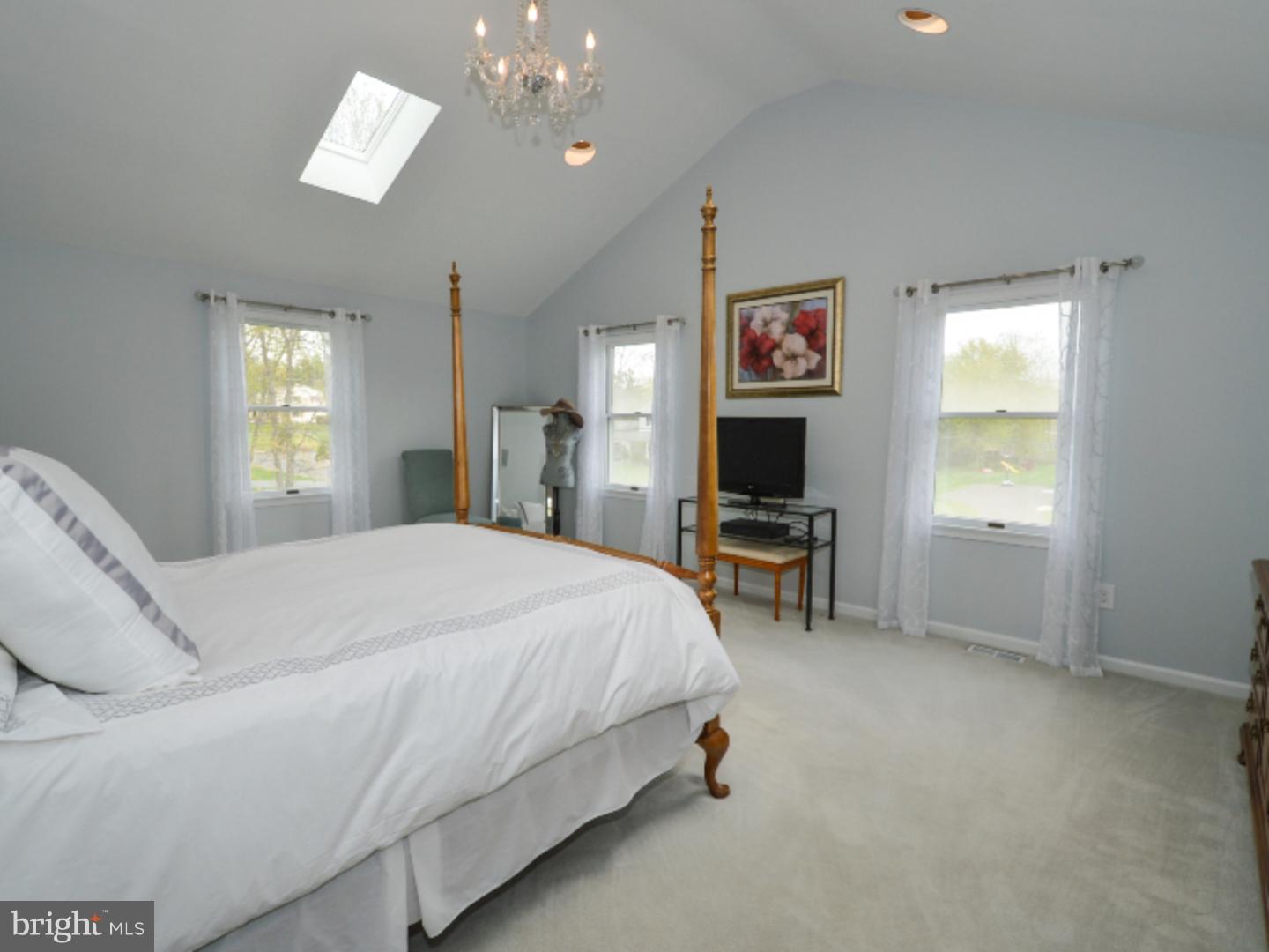 70 Squirrel Road Doylestown, PA 18901 - Photo 8 of 23