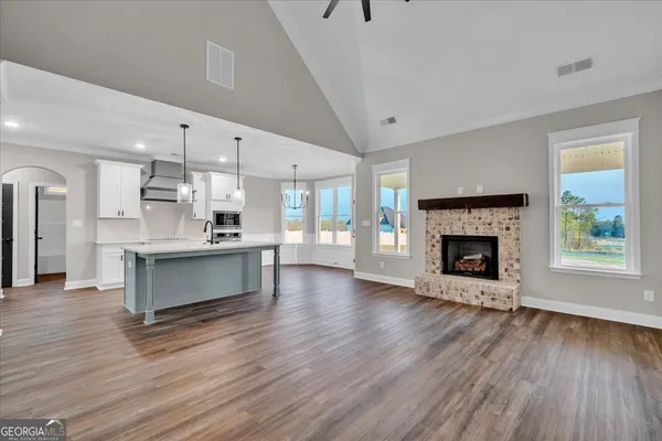 $394,500 | 177 Doublegate Drive, Lizella, GA 31052