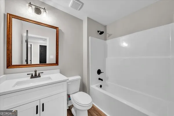 $394,500 | 177 Doublegate Drive, Lizella, GA 31052