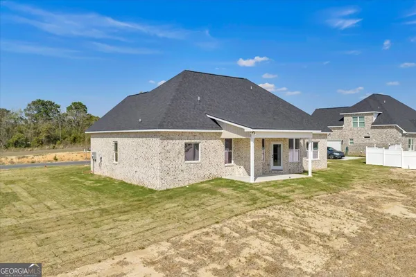 $394,500 | 177 Doublegate Drive, Lizella, GA 31052