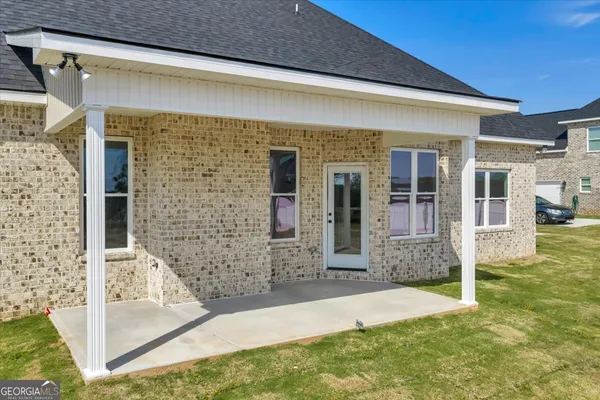 $394,500 | 177 Doublegate Drive, Lizella, GA 31052