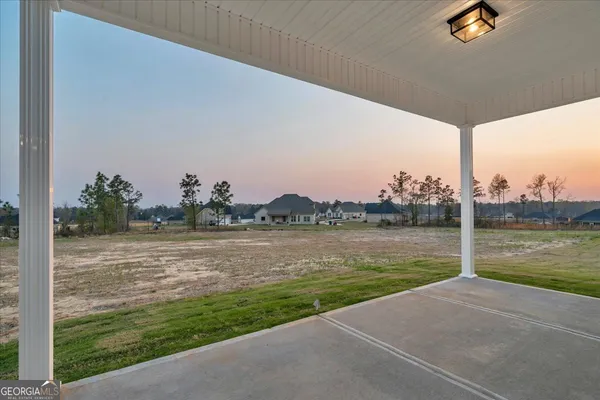 $394,500 | 177 Doublegate Drive, Lizella, GA 31052