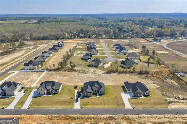 $394,500 | 177 Doublegate Drive, Lizella, GA 31052