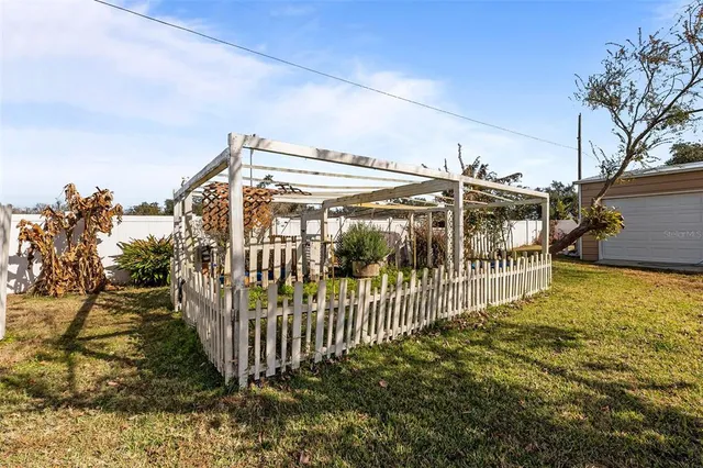 $698,000 | 14206 Melouga Preserve Trail, Dover, FL 33527