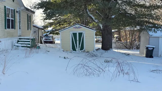 $105,000 | 2477 Highway 5, Derby, VT 05829