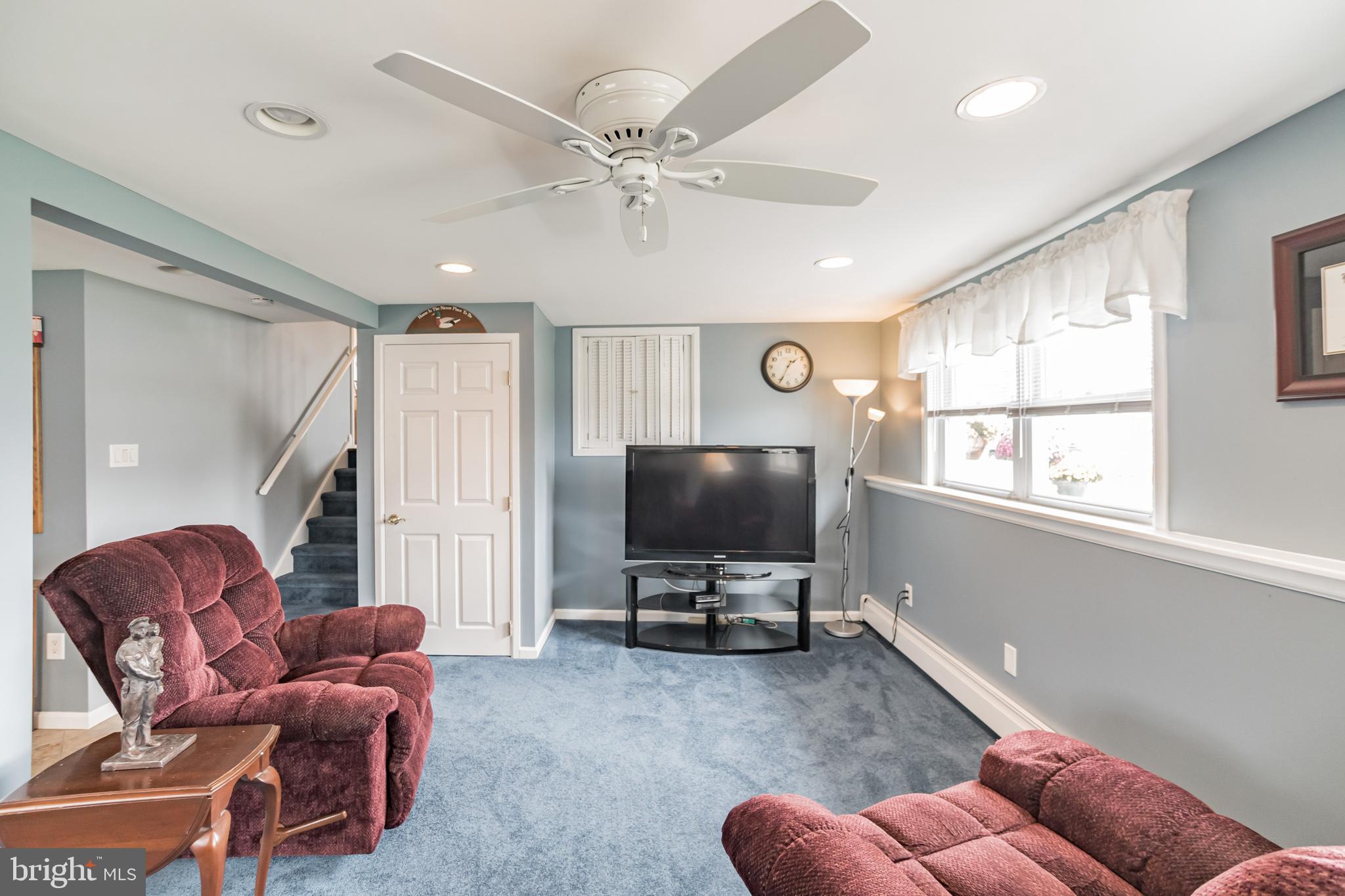 9964 Hardy Road Philadelphia, PA 19115 - Photo 15 of 29 Gallery Image 15
