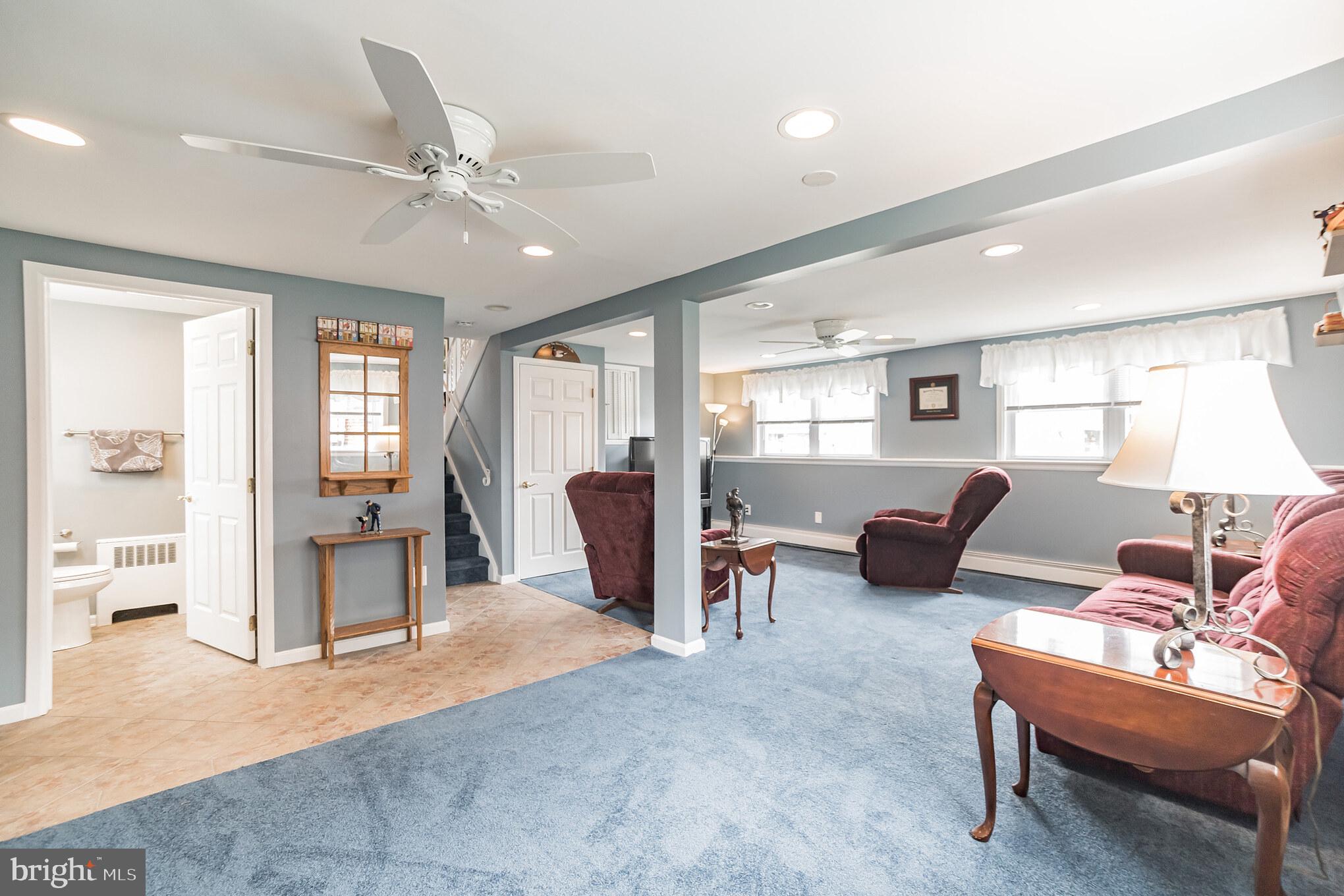 9964 Hardy Road Philadelphia, PA 19115 - Photo 18 of 29 Gallery Image 18