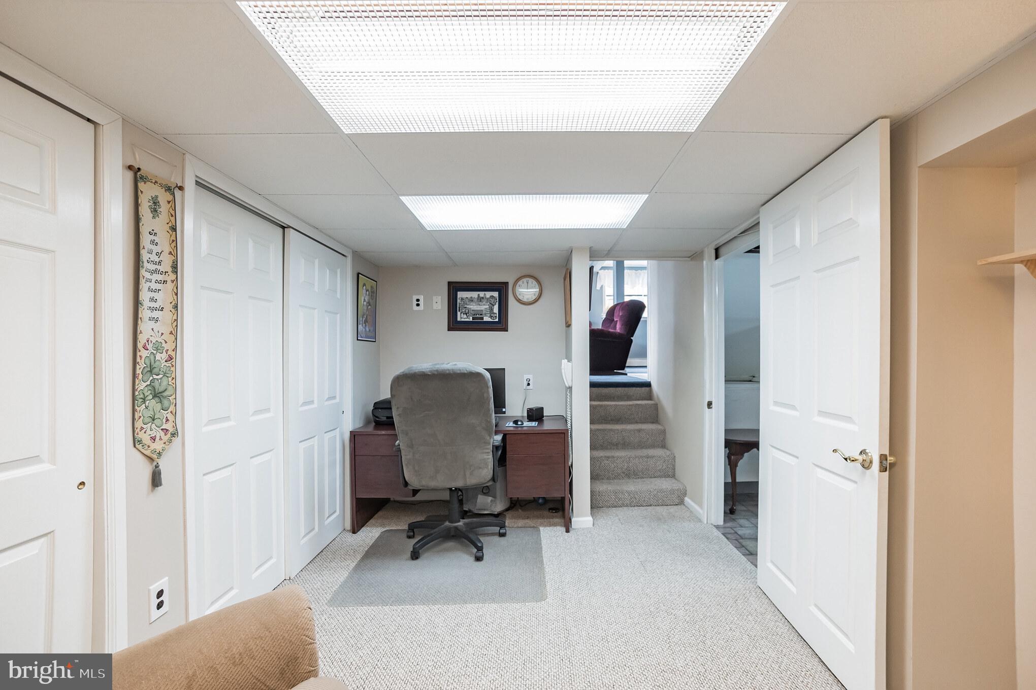 9964 Hardy Road Philadelphia, PA 19115 - Photo 21 of 29 Gallery Image 21
