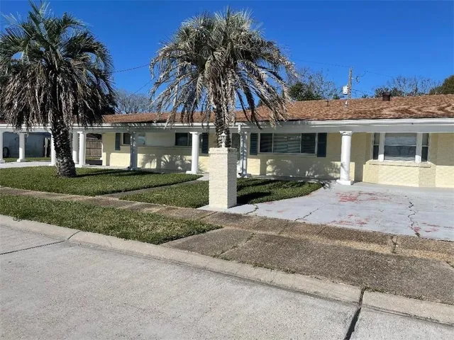 $2,300 | 7012 Tullis Drive, New Orleans, LA 70131