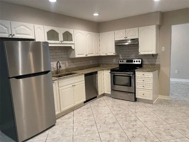 $2,300 | 7012 Tullis Drive, New Orleans, LA 70131