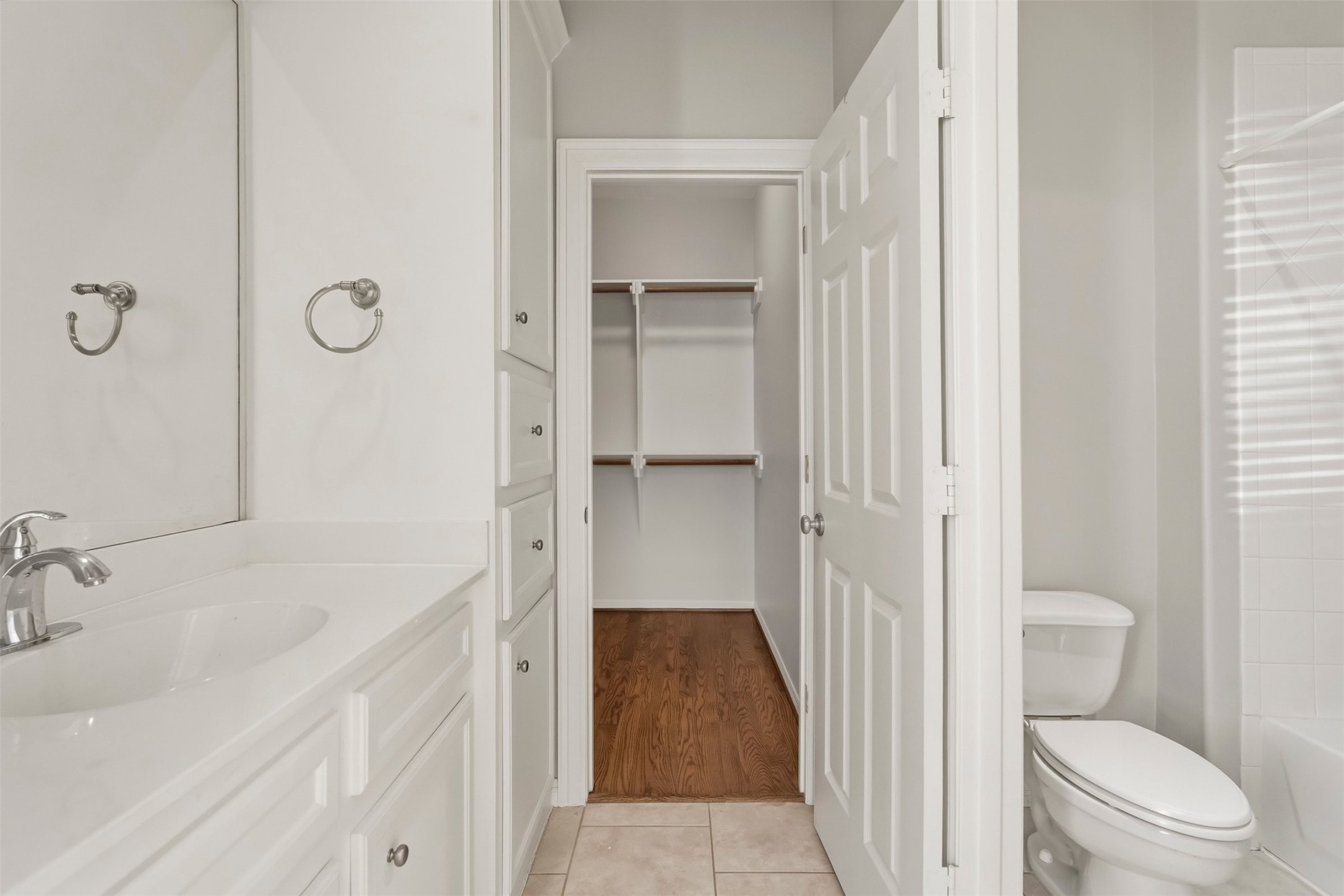 822 Stuart Street Houston, TX 77006 - Photo 20 of 27