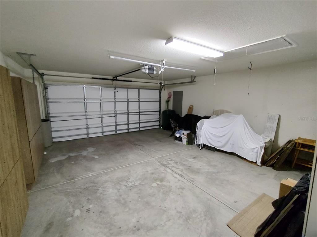 14191 Southwest 115th Terrace Dunnellon, FL 34432 - Photo 35 of 36 a view of a garage