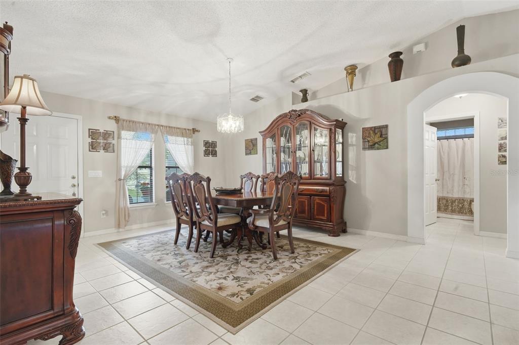 812 Benton Lake Drive South DeLand, FL 32724 - Photo 6 of 56 Gallery Image 6