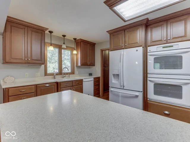 $559,900 | 2405 Valley Court, Shelbyville, IN 46176