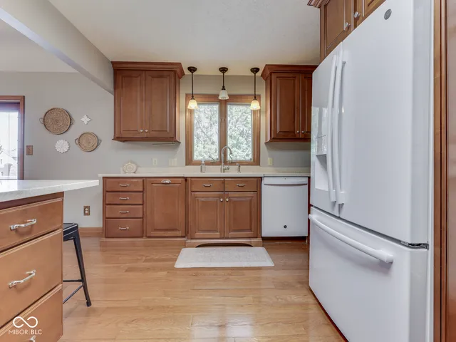 $559,900 | 2405 Valley Court, Shelbyville, IN 46176