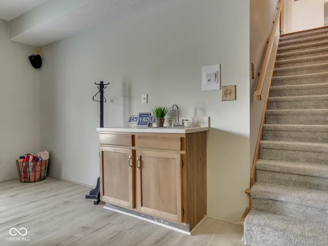 $559,900 | 2405 Valley Court, Shelbyville, IN 46176