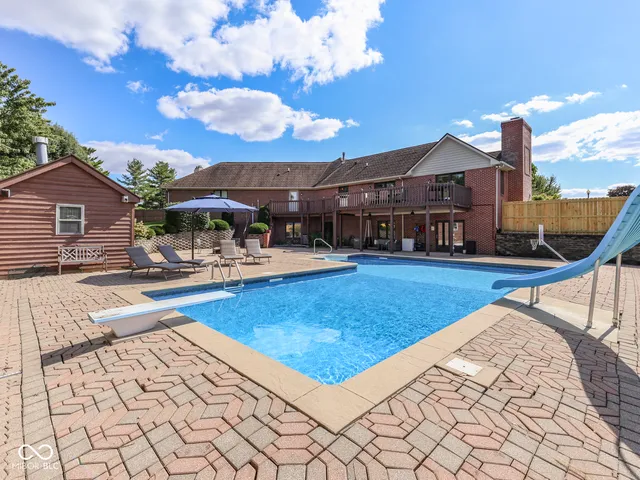 $559,900 | 2405 Valley Court, Shelbyville, IN 46176