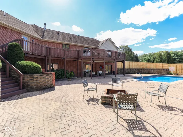 $559,900 | 2405 Valley Court, Shelbyville, IN 46176