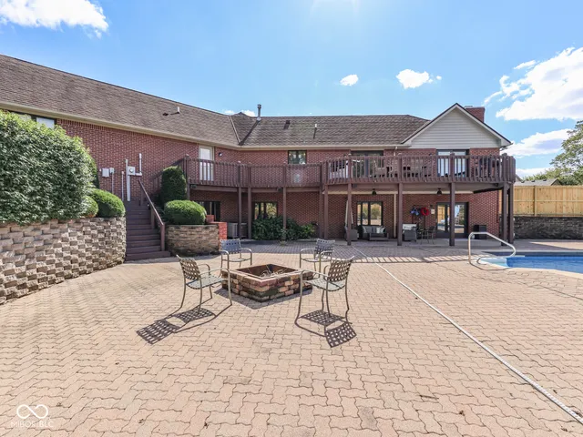 $559,900 | 2405 Valley Court, Shelbyville, IN 46176