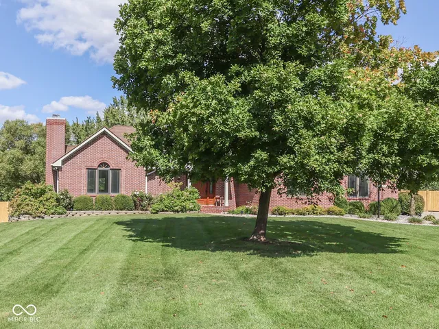 $559,900 | 2405 Valley Court, Shelbyville, IN 46176