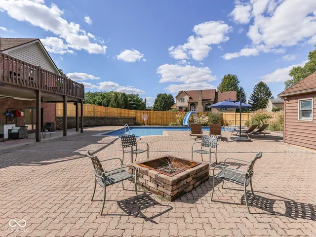 $559,900 | 2405 Valley Court, Shelbyville, IN 46176