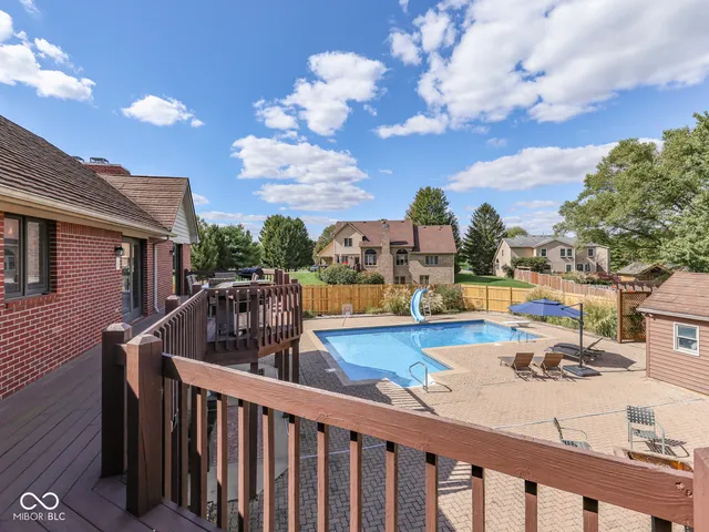 $559,900 | 2405 Valley Court, Shelbyville, IN 46176