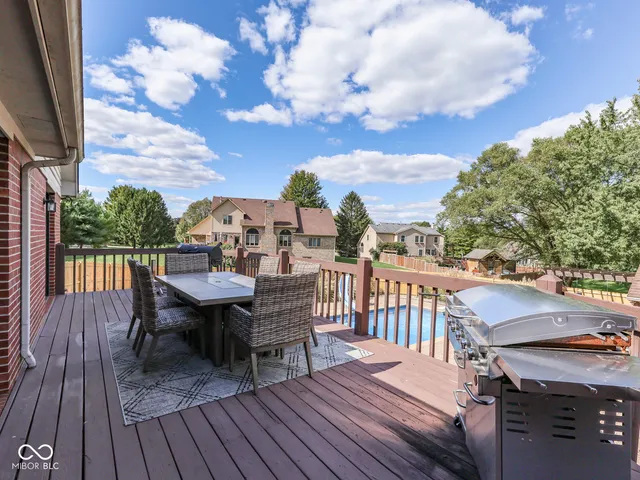 $559,900 | 2405 Valley Court, Shelbyville, IN 46176