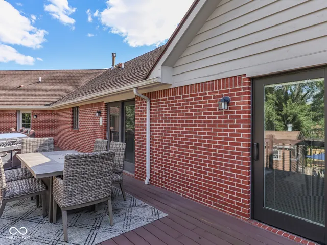 $559,900 | 2405 Valley Court, Shelbyville, IN 46176