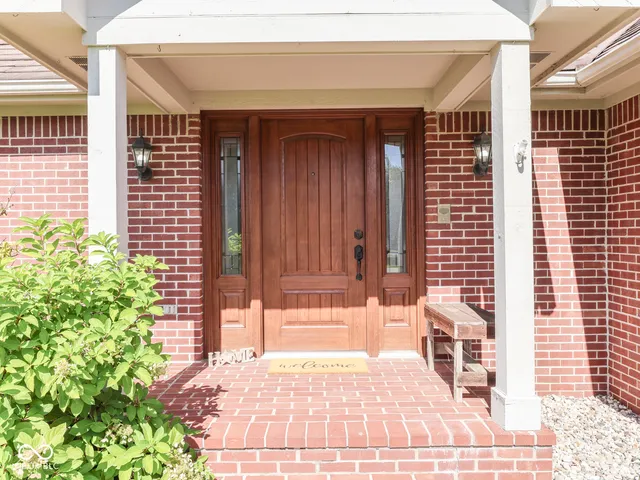 $559,900 | 2405 Valley Court, Shelbyville, IN 46176