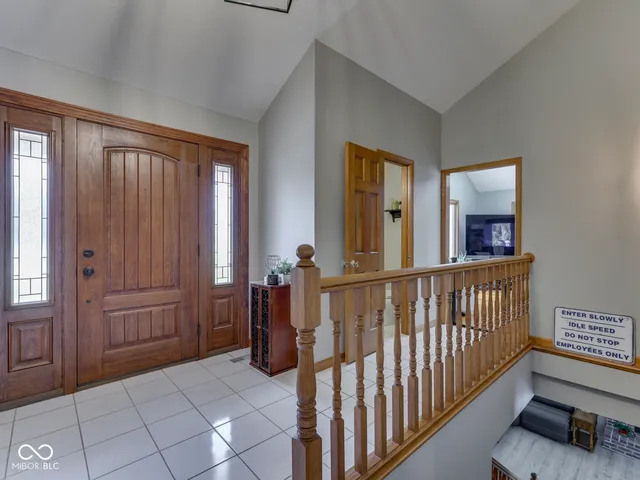 $559,900 | 2405 Valley Court, Shelbyville, IN 46176